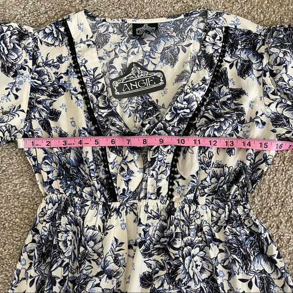 Angie Dress - Picture 7 of 10